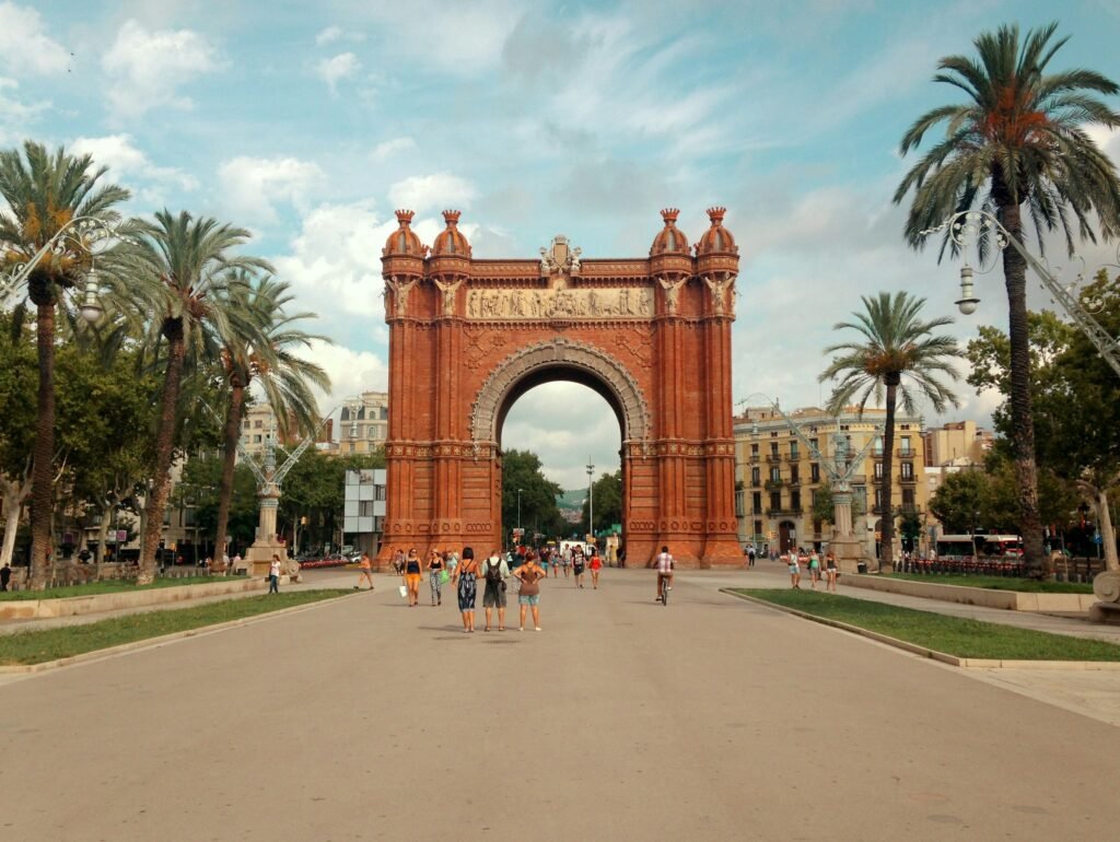 barcelona arch