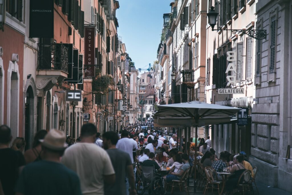 rome crowd street