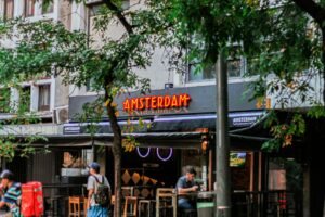 amsterdam tourist traps